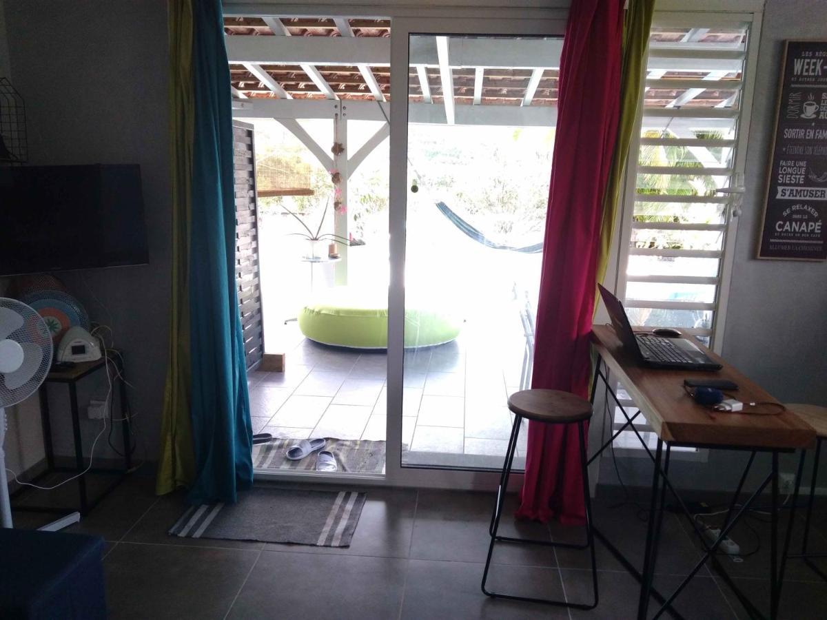Grand T2 Tout Confort , Emplacement Ideal Riviere-Salee Esterno foto